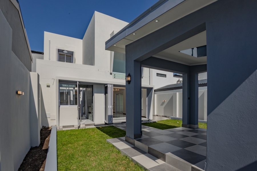 4 Bedroom Property for Sale in Sandown Western Cape